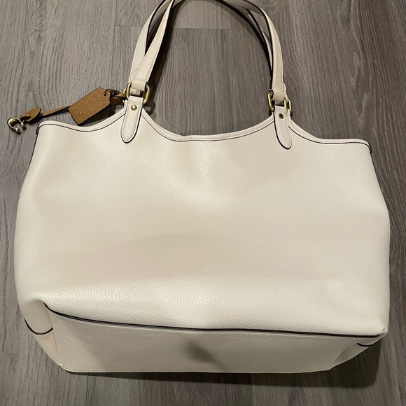 Women’s Coach White Leather Tote Shoulder Bag - Picture 1 of 4